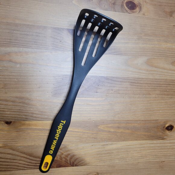 Tupperware Potato Masher - Picture 3 of 4